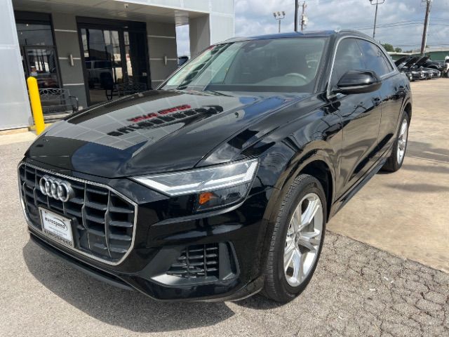 2019 Audi Q8 Premium