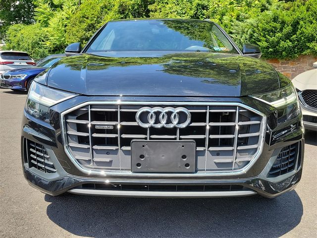 2019 Audi Q8 Premium