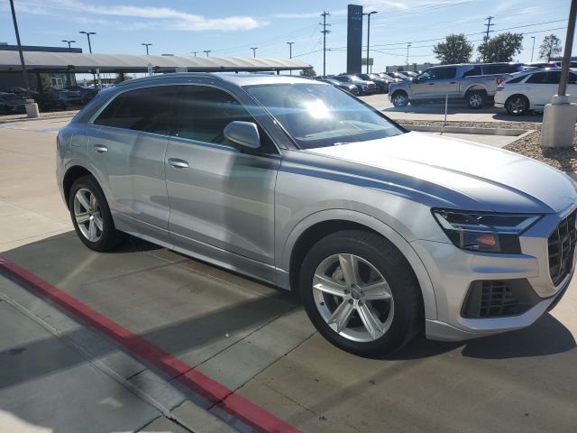 2019 Audi Q8 Premium