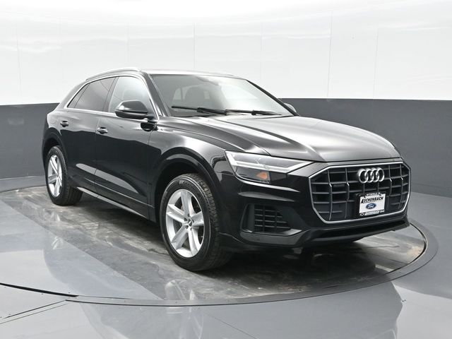 2019 Audi Q8 Premium