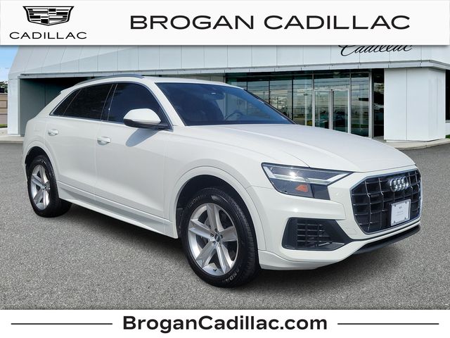 2019 Audi Q8 Premium