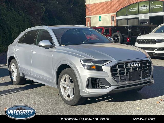 2019 Audi Q8 Premium