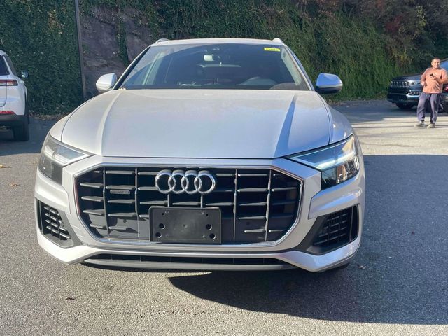 2019 Audi Q8 Premium