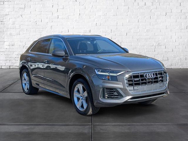 2019 Audi Q8 Premium