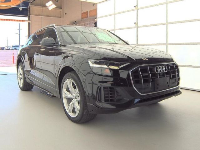 2019 Audi Q8 Premium Plus