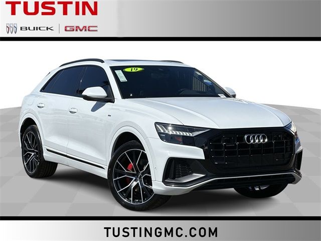 2019 Audi Q8 Prestige