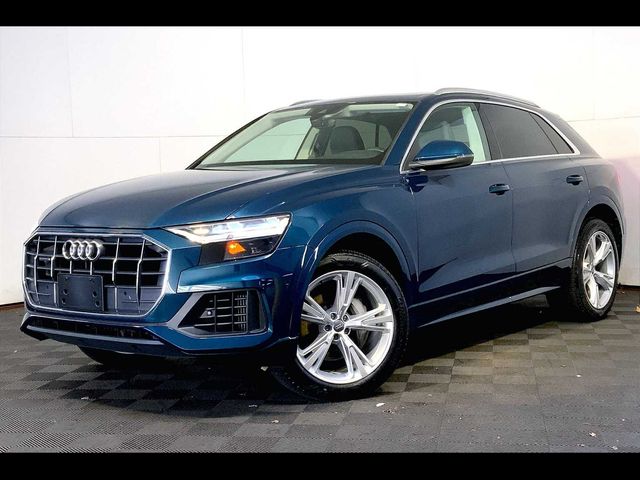 2019 Audi Q8 Premium