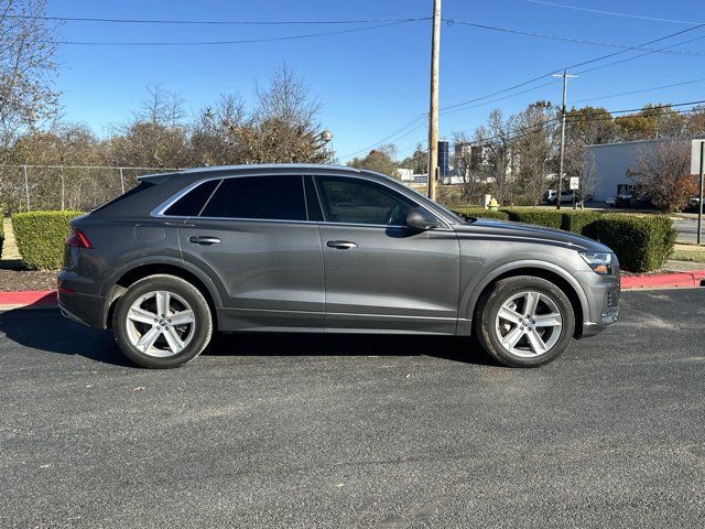 2019 Audi Q8 Premium