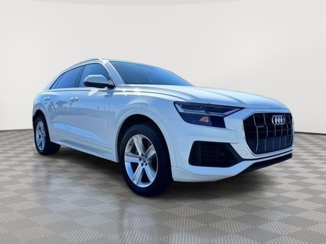 2019 Audi Q8 Premium