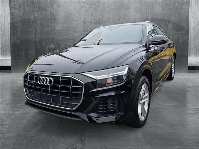 2019 Audi Q8 Premium