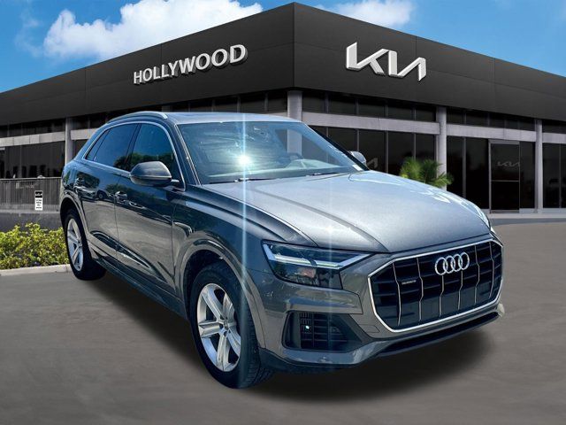 2019 Audi Q8 Premium