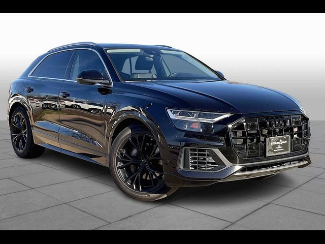 2019 Audi Q8 Premium Plus