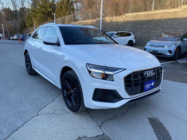 2019 Audi Q8 Premium Plus