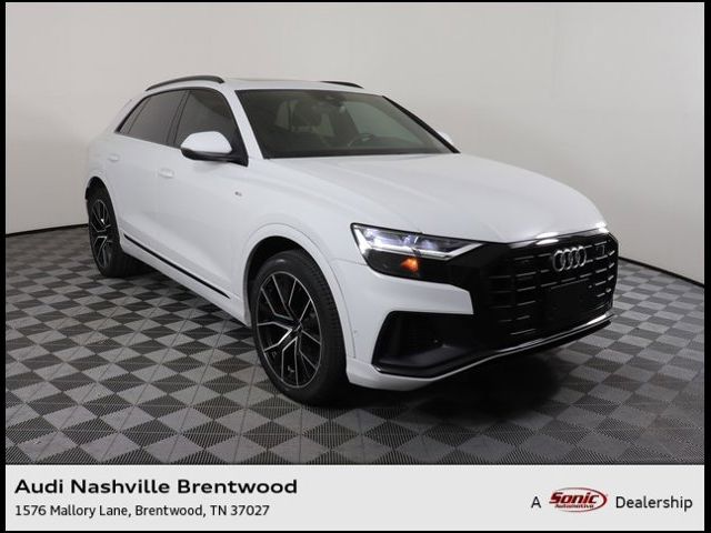 2019 Audi Q8 Premium Plus