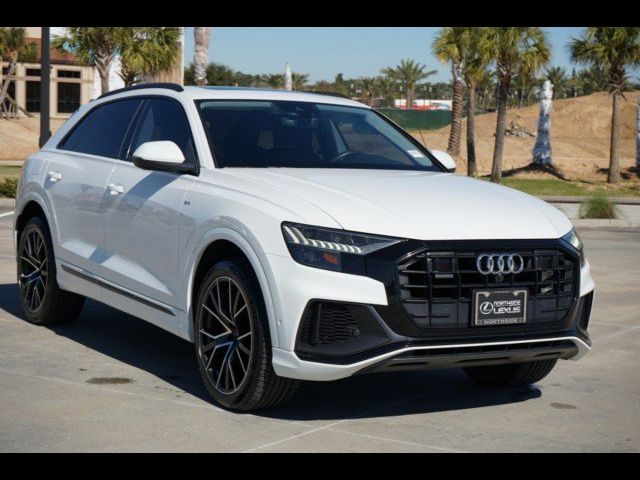 2019 Audi Q8 Premium Plus