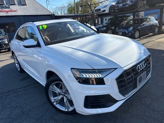 2019 Audi Q8 Premium Plus
