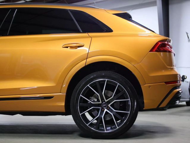 2019 Audi Q8 Premium Plus