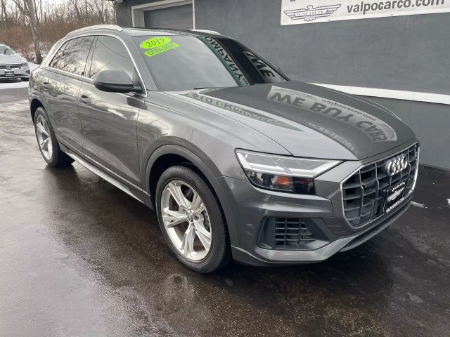 2019 Audi Q8 Premium