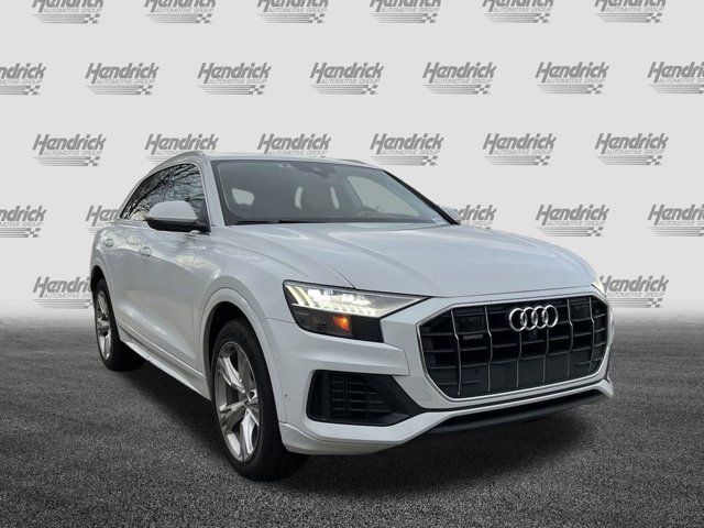 2019 Audi Q8 Prestige