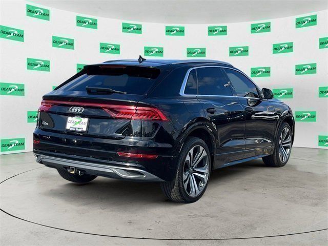 2019 Audi Q8 Prestige