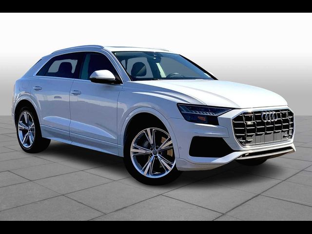 2019 Audi Q8 Prestige