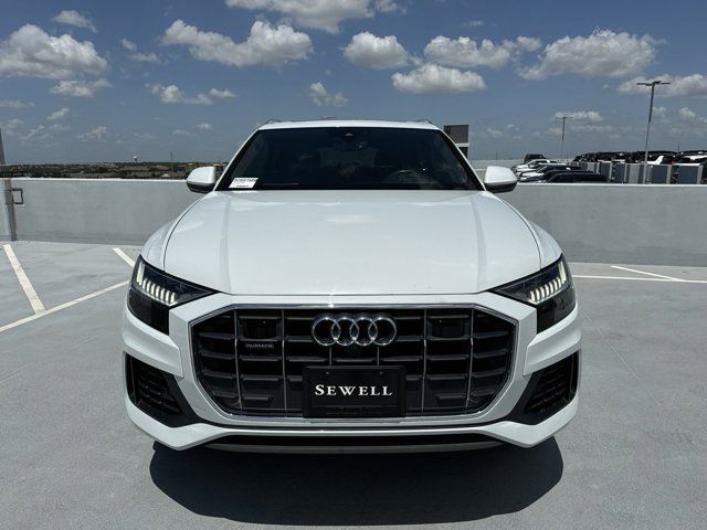 2019 Audi Q8 Prestige