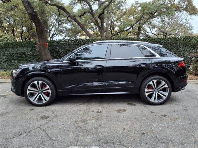 2019 Audi Q8 Prestige