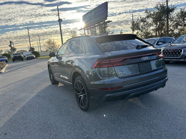 2019 Audi Q8 Prestige