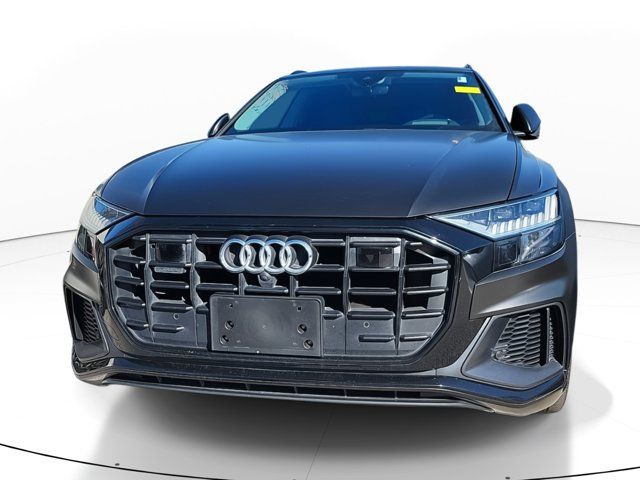 2019 Audi Q8 Prestige