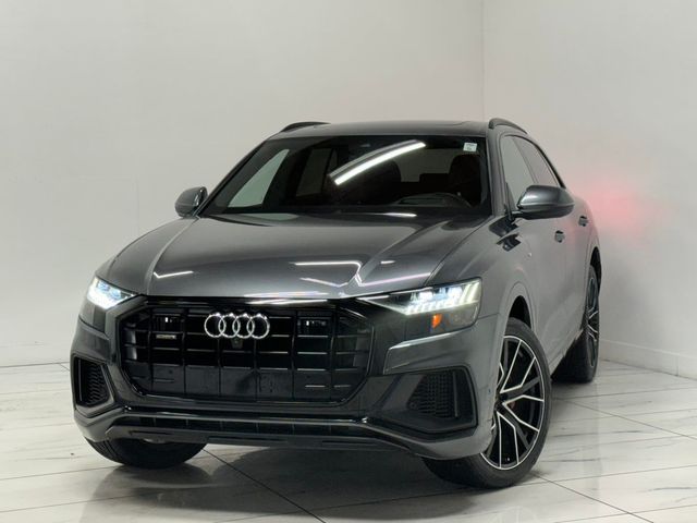 2019 Audi Q8 Prestige