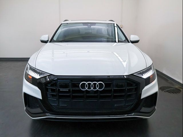 2019 Audi Q8 Prestige