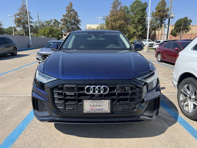 2019 Audi Q8 Prestige