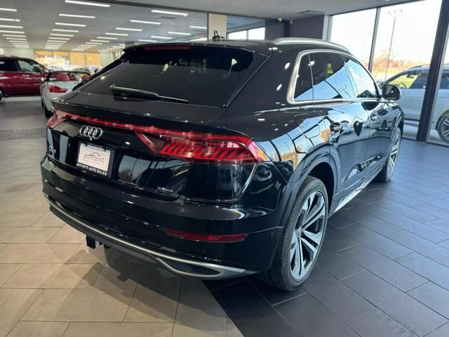 2019 Audi Q8 Prestige