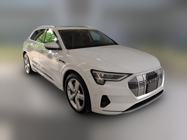 2019 Audi e-tron Premium Plus