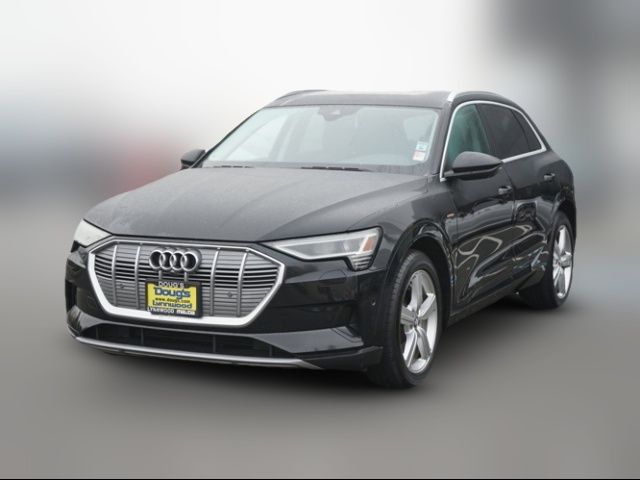 2019 Audi e-tron Premium Plus