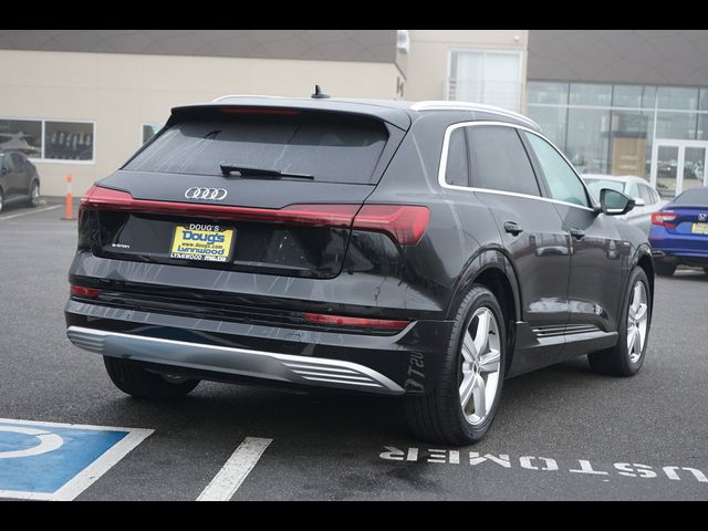 2019 Audi e-tron Premium Plus