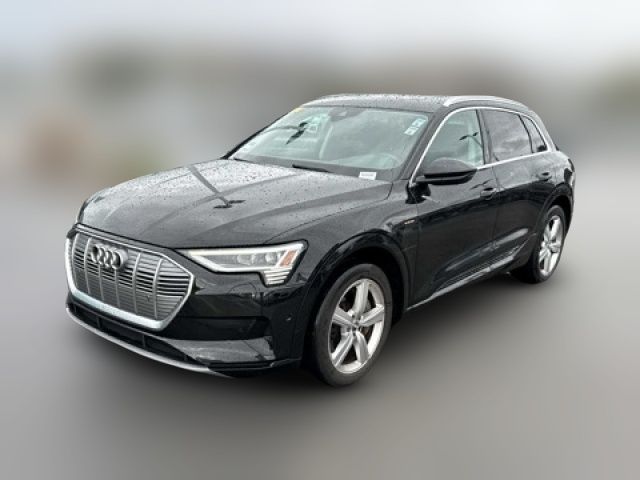 2019 Audi e-tron Premium Plus