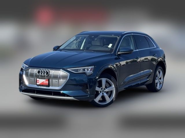 2019 Audi e-tron Premium Plus