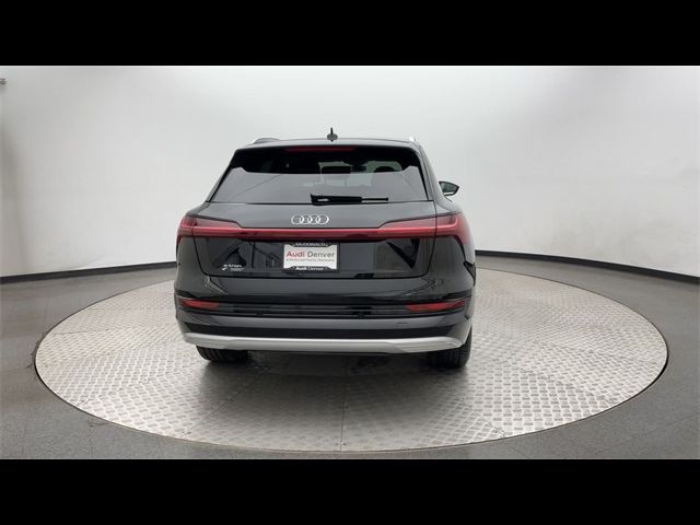 2019 Audi e-tron Premium Plus