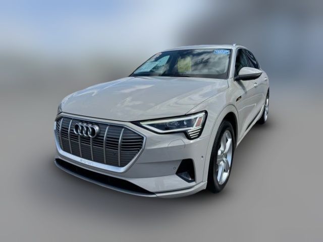 2019 Audi e-tron Premium Plus