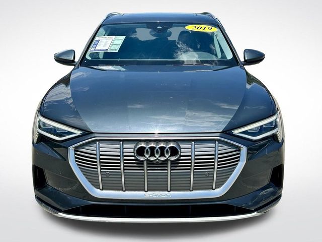 2019 Audi e-tron Premium Plus
