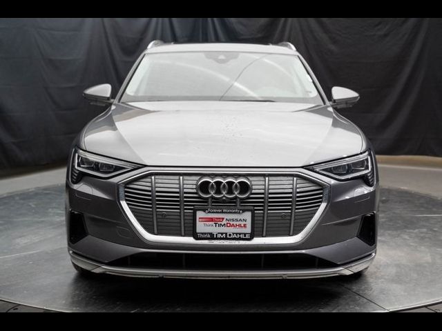 2019 Audi e-tron Premium Plus