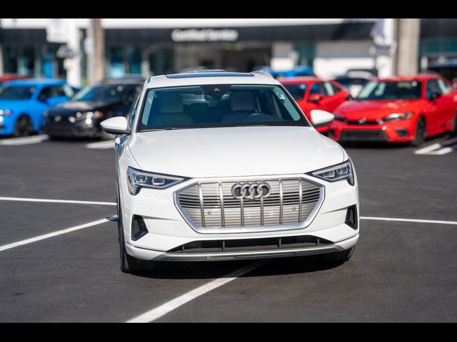 2019 Audi e-tron Premium Plus