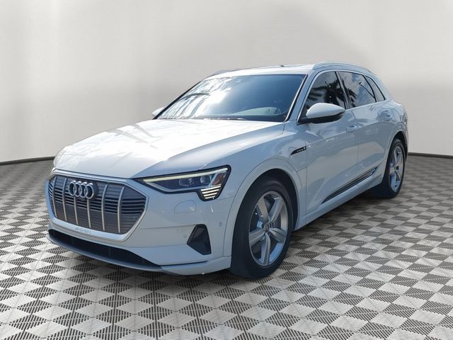 2019 Audi e-tron Premium Plus