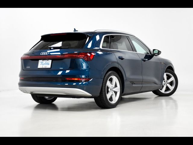 2019 Audi e-tron Premium Plus