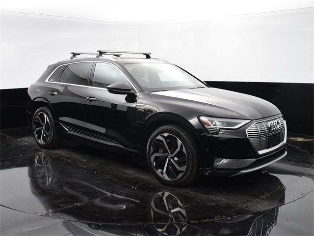 2019 Audi e-tron Premium Plus