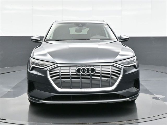 2019 Audi e-tron Premium Plus