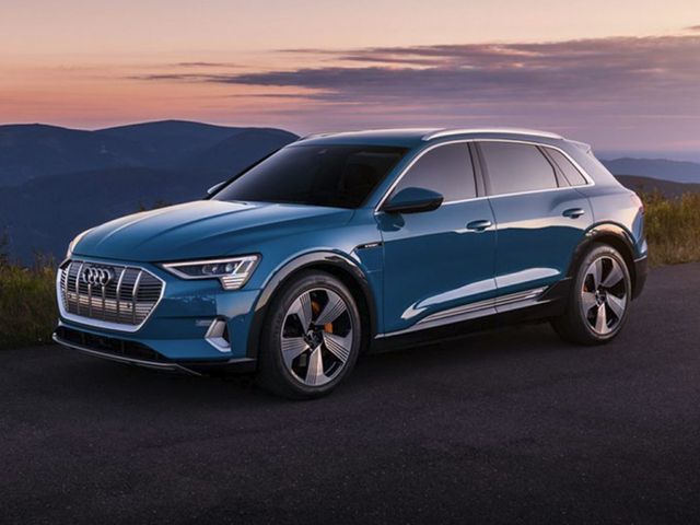 2019 Audi e-tron Premium Plus