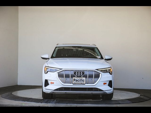 2019 Audi e-tron Premium Plus
