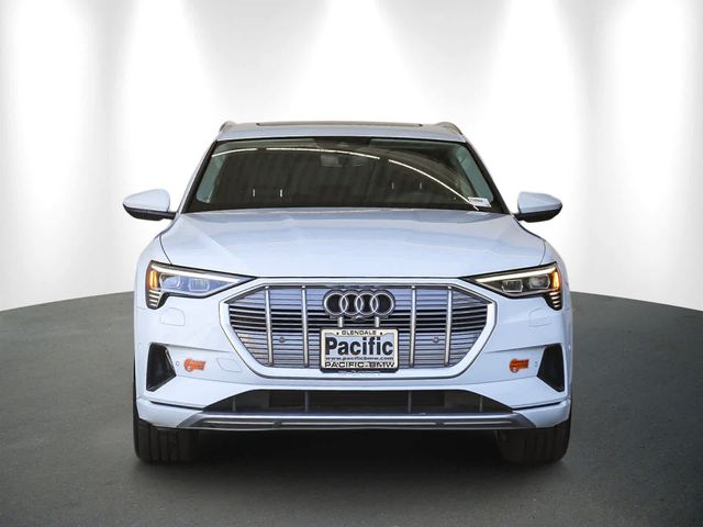 2019 Audi e-tron Premium Plus